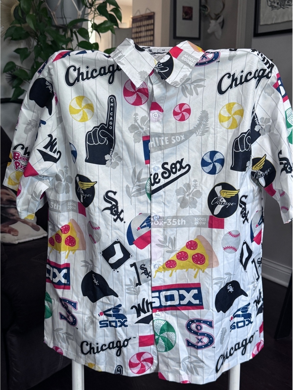 Chicago White Sox all over print button up shirt white Medium
